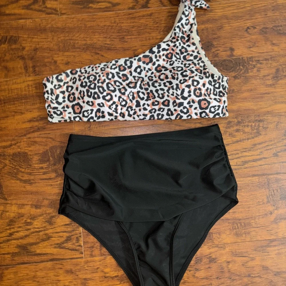 SHEIN Bikini One-Shoulder Leopard Print Top and High-Waisted Bathing Suit Bottom